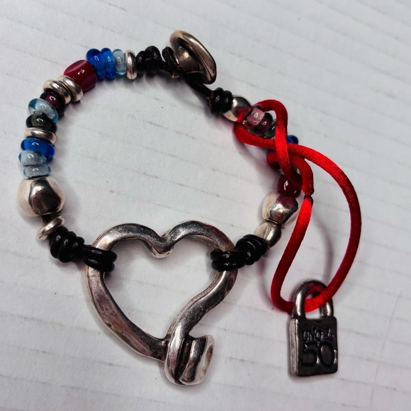 UNO DE 50 Bracelet Bare Heart Sterling Silver Leather Beaded Bracelet - Picture 2 of 5